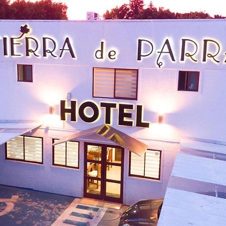 Hotel Tierra De Parras Chillán Exterior foto